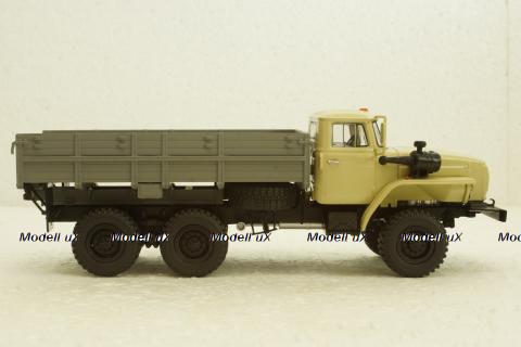 Урал-43202-31 борт, бежево/сірий, АвтоИстория 1:43