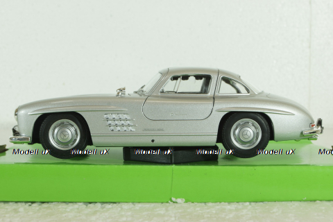 Mercedes 300 SL (W198) silver, 24064, Welly 1:24