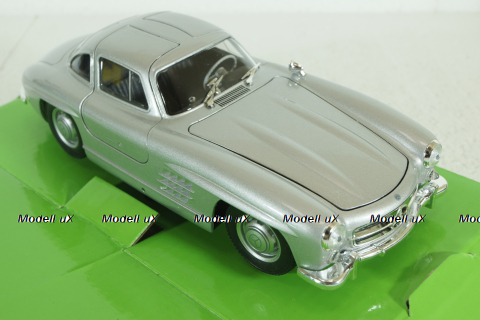 Mercedes 300 SL (W198) silver, 24064, Welly 1:24