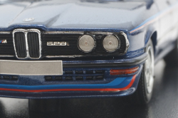 BMW M535i (E12) metallic-ark blue, NEO49540, NEO 1:43