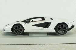 Lamborghini Countach LP 800-4, 2021, Bianco Siderale, BU21102W, Burago 1:24