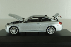 BMW M4 Coupe (F82) 2014, silver, Herpa 1:43