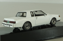 Buick Grand National 1987, white, CLC576, IXO 1:43 