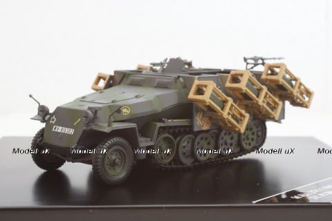 Sd.Ktz 251/1 Ausf. C Wurfrahmen 40 24. Pz.Division Kursk 1942, Altaya 1:43