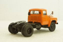 Зил-130В1 тягач, оранжевый, АвтоИстория 1:43