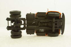 Зил-130В1 тягач, оранжевый, АвтоИстория 1:43