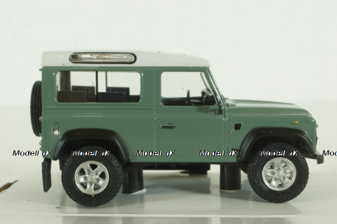 Land Rover Defender 90, green, Cararama 1:43