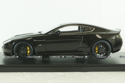 Aston Martin V12 Vantage S, 2015, black, 70252, AutoArt 1:18