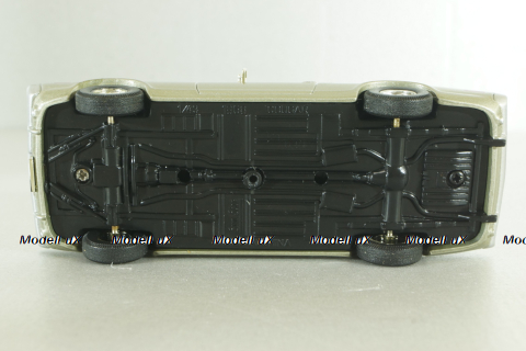 Mercury Ccougar 1968, silver,10102, Sun Star 1:43