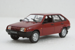Ваз-2109 Спутник, красный, Автолегенды СССР 1:43