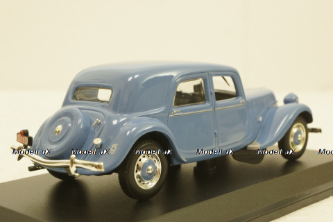 Citroen Traction 15 Six berline belge 1949, blue Atlas 1:43