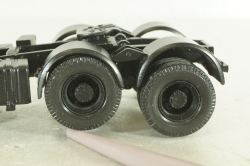 Маз-64226 тягач Совтрансавто, красный By.Volk 1:43