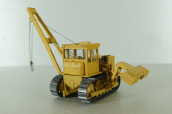 ТГ-124 трубоукладчик на базе Т-130 1980, охра, Трэкс 1:43