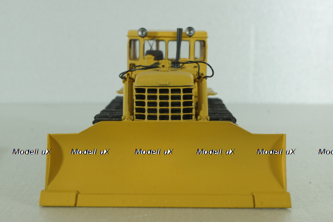 ДЗ-24 гидравлический бульдозер на базе Т-180Г 1960, охра, Трэкс 1:43