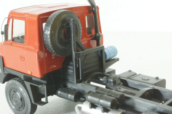 Tatra 815 S1, 6х6 самосвал 1983, красн/желт, RO models 1:43