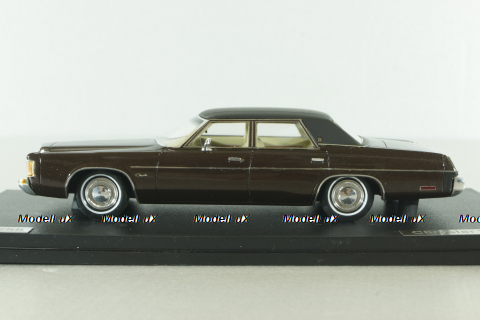 Chrysler Newport 1974, brown, GLM106104, GLM 1:43