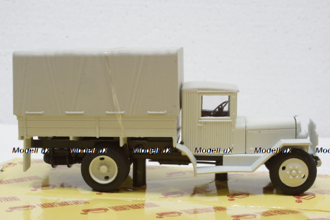 Зис-42М(5В) белый, гусеницы в комплекте, Н600, Наш Автопром 1:43 Уценка!