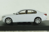 BMW 545i Sedan E60, 2003, white, 03501W, Kyosho 1:43