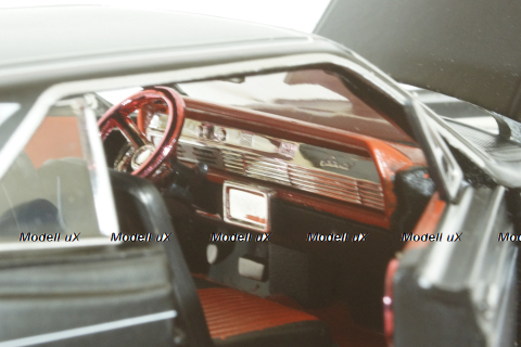 Lincoln Continental Black 1966, Maisto 1:26