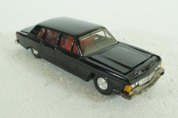 Газ-14 Чайка, красный салон,Тантал/Радон 1:43
