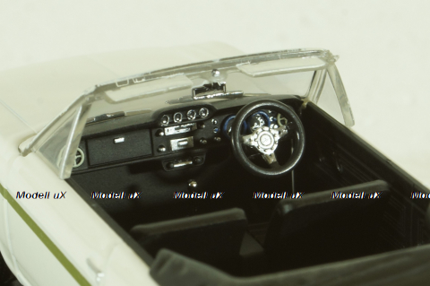 Ford Cortina MKII Crayford Convertible, white/green, Oxford 1:43