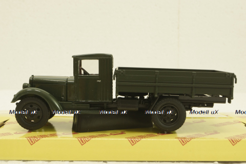 УралЗис-355, бортовой, зеленый, Н230, Наш Автопром 1:43