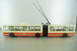 ЗИУ-10 троллейбус сочленённый 1978, бел/красн, SSM4052, SSM 1:43