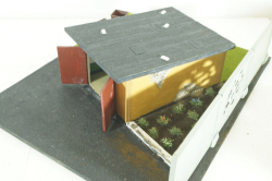 Диорама Гараж с мусорными баками , Modellux 1:43