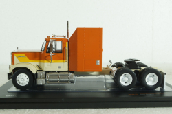 GMC General 1980, beige, TR129, IXO 1:43