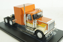 GMC General 1980, beige, TR129, IXO 1:43