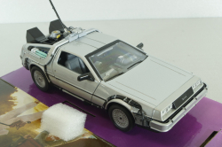 DeLorean DMC-12 from movie Back to the Future I 1983, WEL22443, Welly 1:24