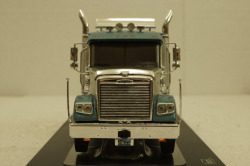 Freightliner Coronado 2008 Silver/Green, TR172,  IXO 1:43
