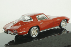 Chevrolet Corvette Stingray 1963, red/white,  CLC479, IXO 1:43