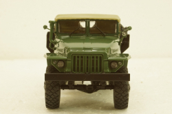 Урал-375С тягач, зелений, АвтоИстория 1:43