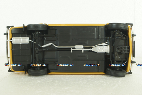 Ваз-2106 Lada 1600, оранжевая, 1800240, Triple9 1:18