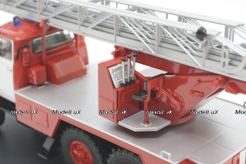 Ал-30 Зил-131, пожарная, белые двери, SSM1163, SSM 1:43