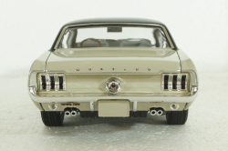 Ford Mustang Coupe, Greenlight 1:18