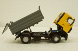 Маз-5550 самосвал, желтый/серый, АвтоИстория 1:43