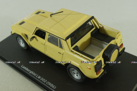 Lamborghini LM002 1986, beige, Altaya 1:43