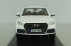 Audi Q5, ibis white, 2017, 5011605631, Iscale 1:43