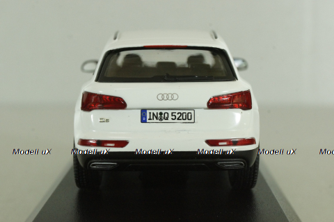 Audi Q5, ibis white, 2017, 5011605631, Iscale 1:43