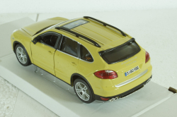 PORSCHE CAYENNE TURBO 2010  YELLOW, Burago 1:24