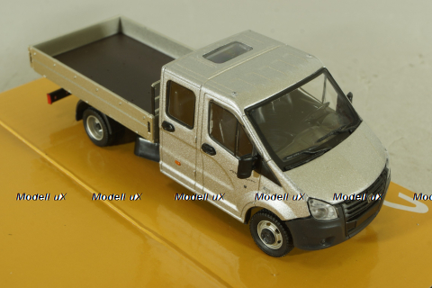 Газель Next A22 R33 двойная кабина, бортовой станд. кузов, серебристый, Н563, Наш Автопром 1:43