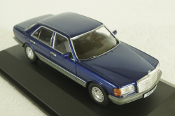 Mercedes 500SE W126 S-Klasse(1979), dark blue, IXO 1:43