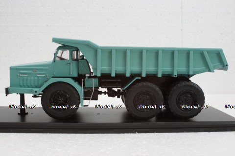 Маз-530 карьерный самосвал большой грузоподъёмности, SSM/AVD 1:43