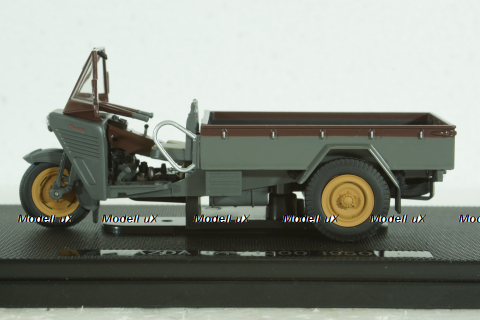 Mazda CT/1200 open 1950 grey/red, 44109, Ebbro 1:43