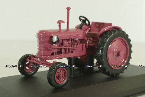 ДТ-24-2 трактор 1955, малиновый, ТРАКТОРЫ история,люди,машины (Hachette) №31 1:43