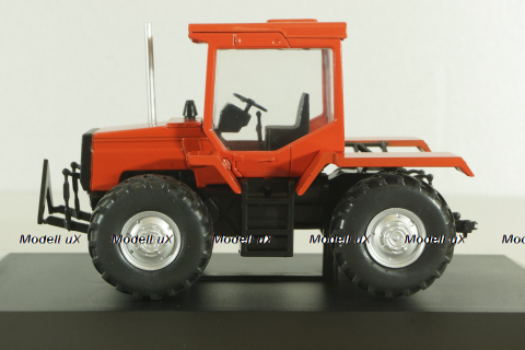 ЛТЗ-155 трактор 1988, красный, ТРАКТОРЫ история,люди,машины (Hachette) №30 1:43