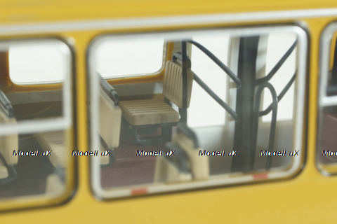 Лиаз-5256, охра с белой полосой, DEMPRICE 1:43 