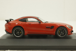 Mercedes AMG GT R 2018 red, SP43001CMR, CMR 1:43
